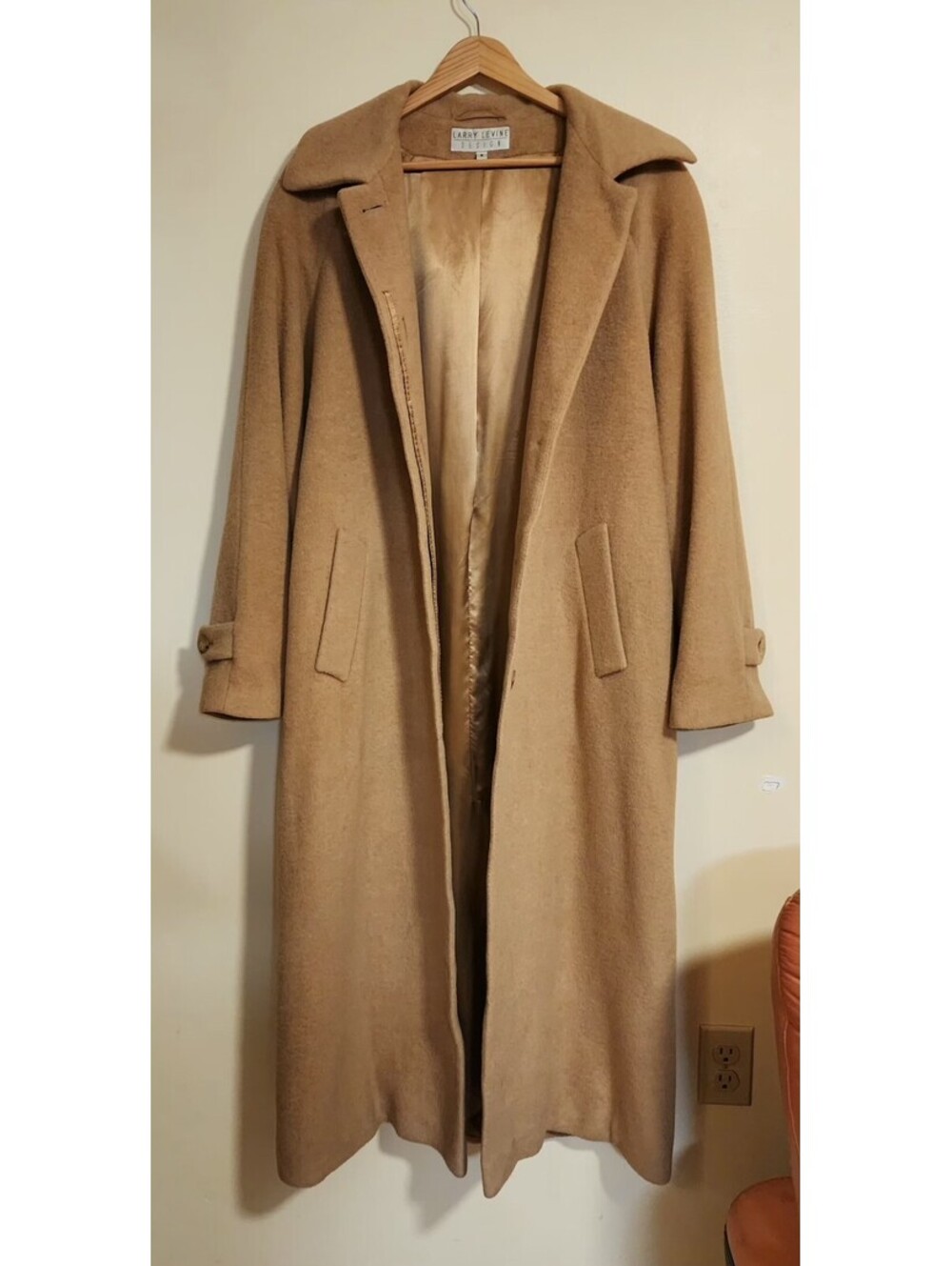 Vintage Larry Levine Women's 100% Pure Italian Camel Hair Coat Size 8